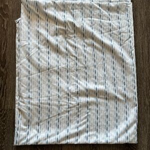 South Point Home Fashions Full Size Flat Bed Sheet Blue and White Patterned